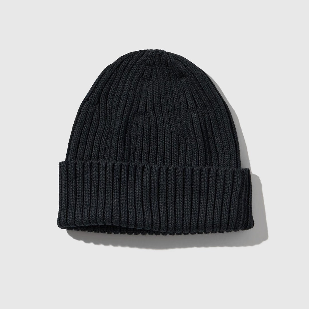 Uniqlo soft black cotton ribbed beanie